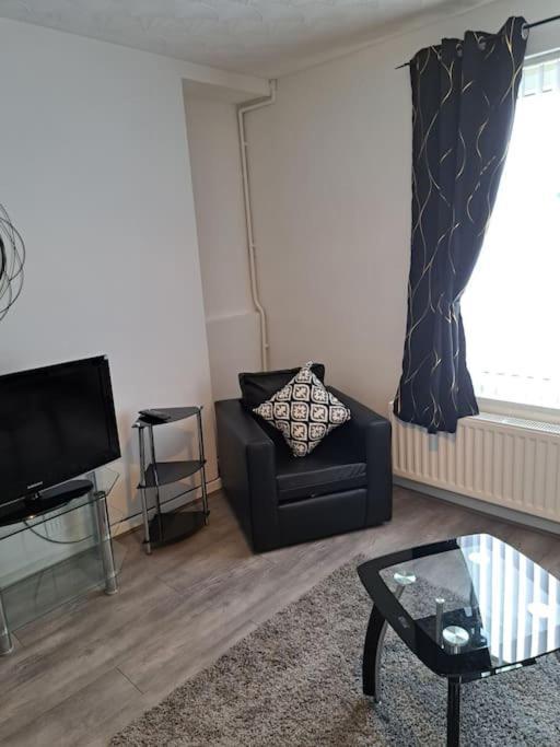 1 Bed Apart Dowlais Εξωτερικό φωτογραφία